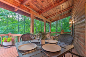 7 Mi to Ski Slopes Mars Hill Cabin with Hot Tub!